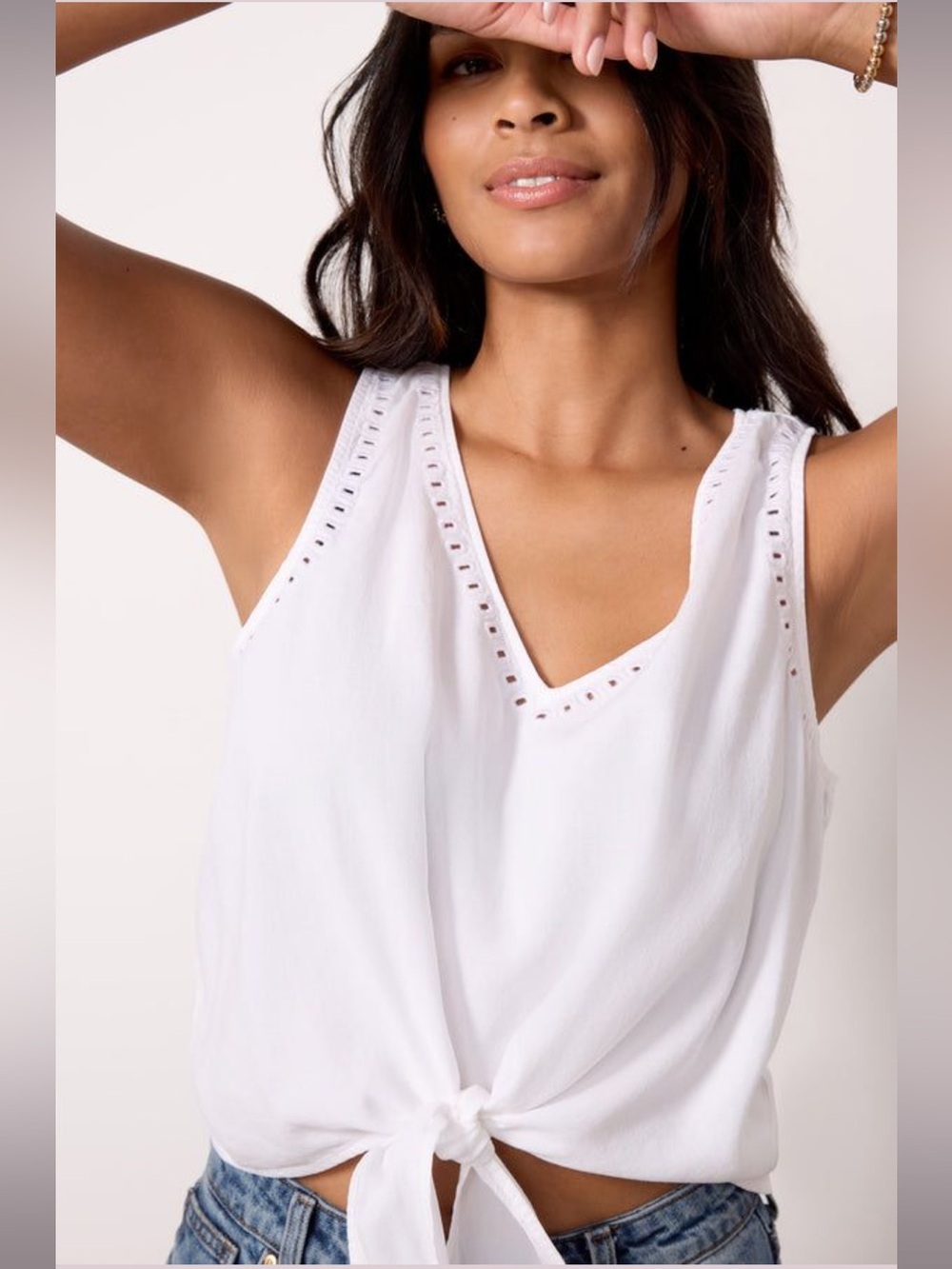 Cloth & Stone - Eyelet Tie-Front Tank - size M - white